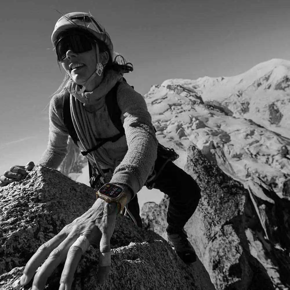 Apple Watch Ultra 2 [GPS + Cellular 49mm] Titanium Case with - Orange Ocean Band - Image 10